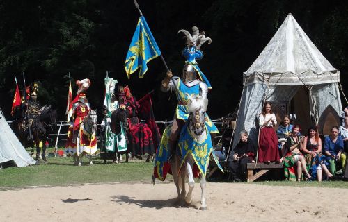 Photos du Voyage TABOUREAU : SPECTACLE NOCTURNE CHATEAU DE SAINT FARGEAU ( SAMEDI 18 JUILLET 2026 )
